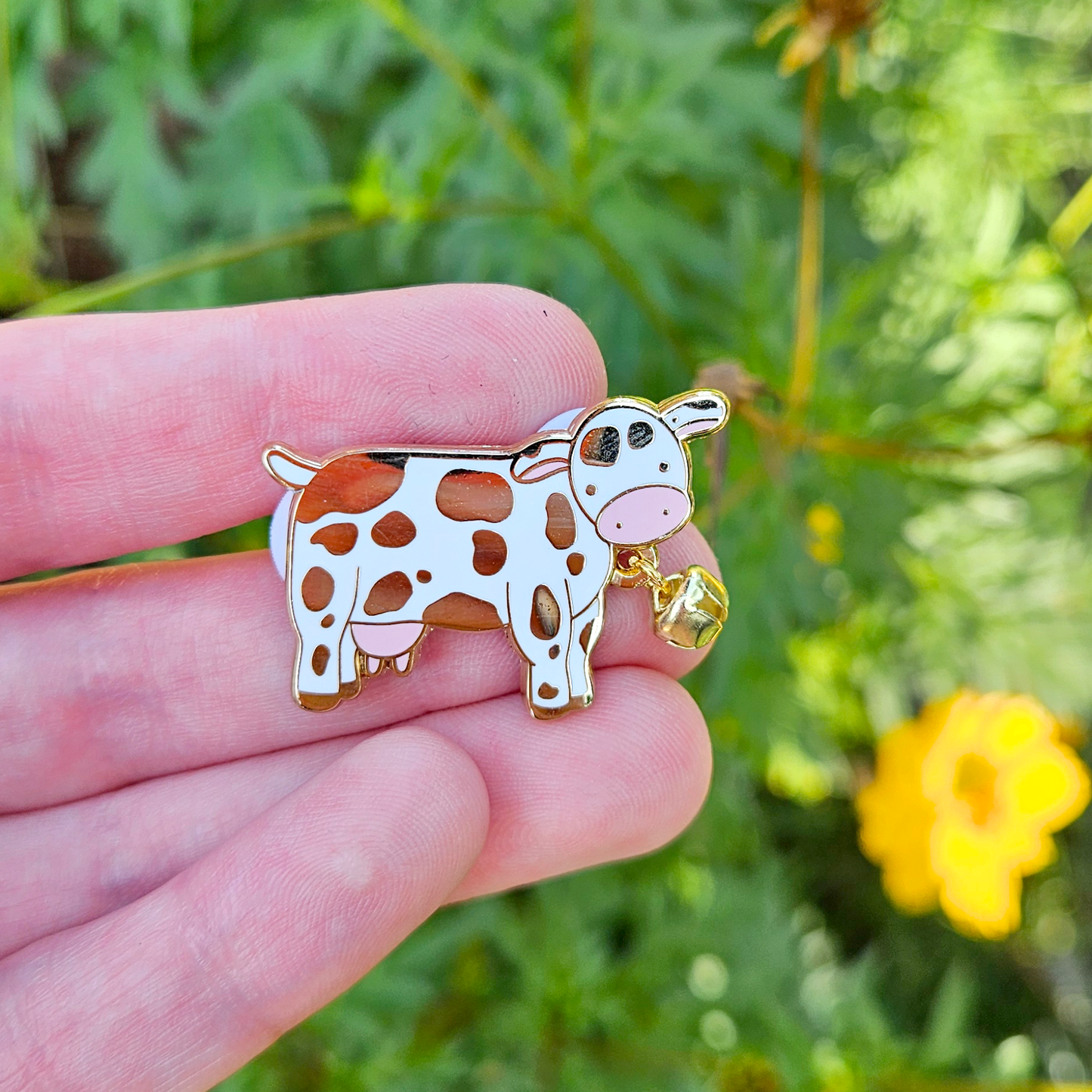 Jingle Bell Cow- Pin Club!