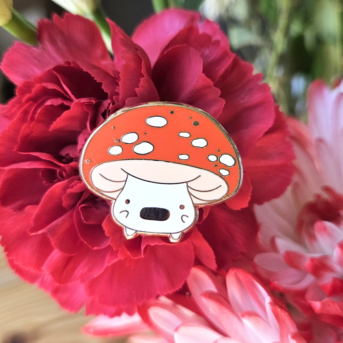 Scared Red Mushroom- Pin Club!